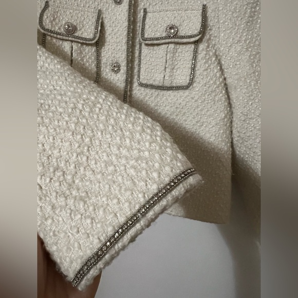 Chic Tweed Blazer w/ Rhinestone Buttons - Picture 5 of 12